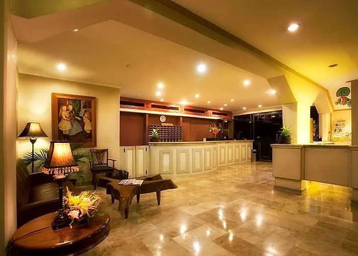 Beverly Boutique Business 2*