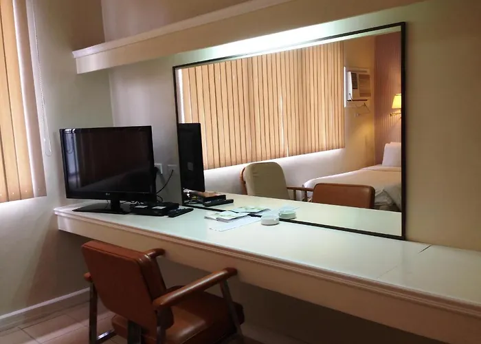 Beverly Boutique Business 2* Cebu